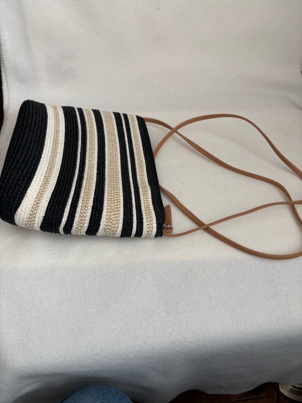 Paper Straw Woven Cross Body Bag - Picture 5 of 5